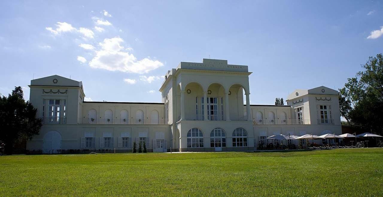 Apartmany U Zamecku Hlohovec Exterior photo